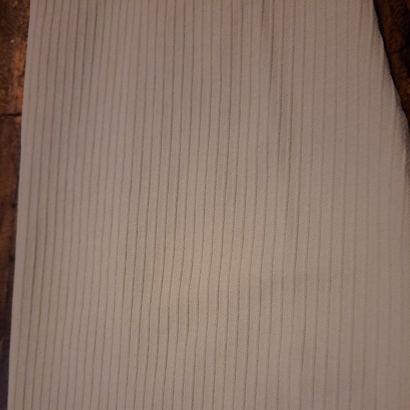 H&M high waisted sport leggings size medium - Picture 4 of 5